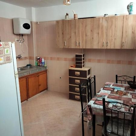 Appartement Meuble Bien Situe A Agadir Kültér fotó