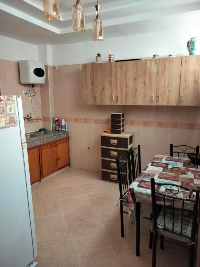 Appartement Meuble Bien Situe A Agadir Kültér fotó